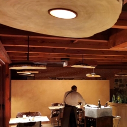 estudio stendhal mobiliario lampara madera miniatura